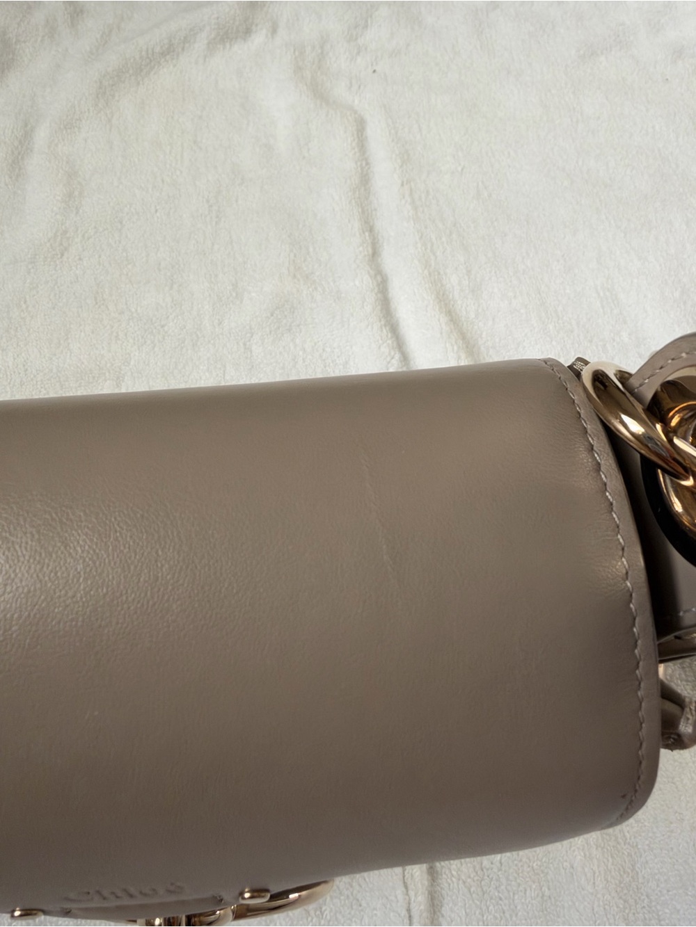 Chloe Small Tess Leather Saddle Bag in Taupe. Dust bag. authentications included - Picture 4 of 15